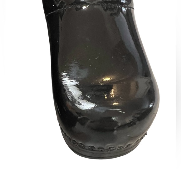 Dansko Black Patent Women's Professional Nursing Clogs Size EU 37, 6.5-7 Narrow - Picture 8 of 10